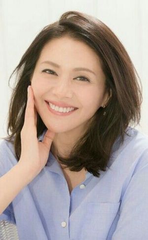 ベテラン美容師が解説 50代女性が一番輝けるヘアスタイルとは 自由が丘の美容院 スゥリール Sourile